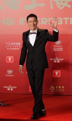 本屆上海國際電影節(jié)群星薈萃，美即面膜作為大會指定唯一面膜品牌共襄盛舉，見證眾星風采